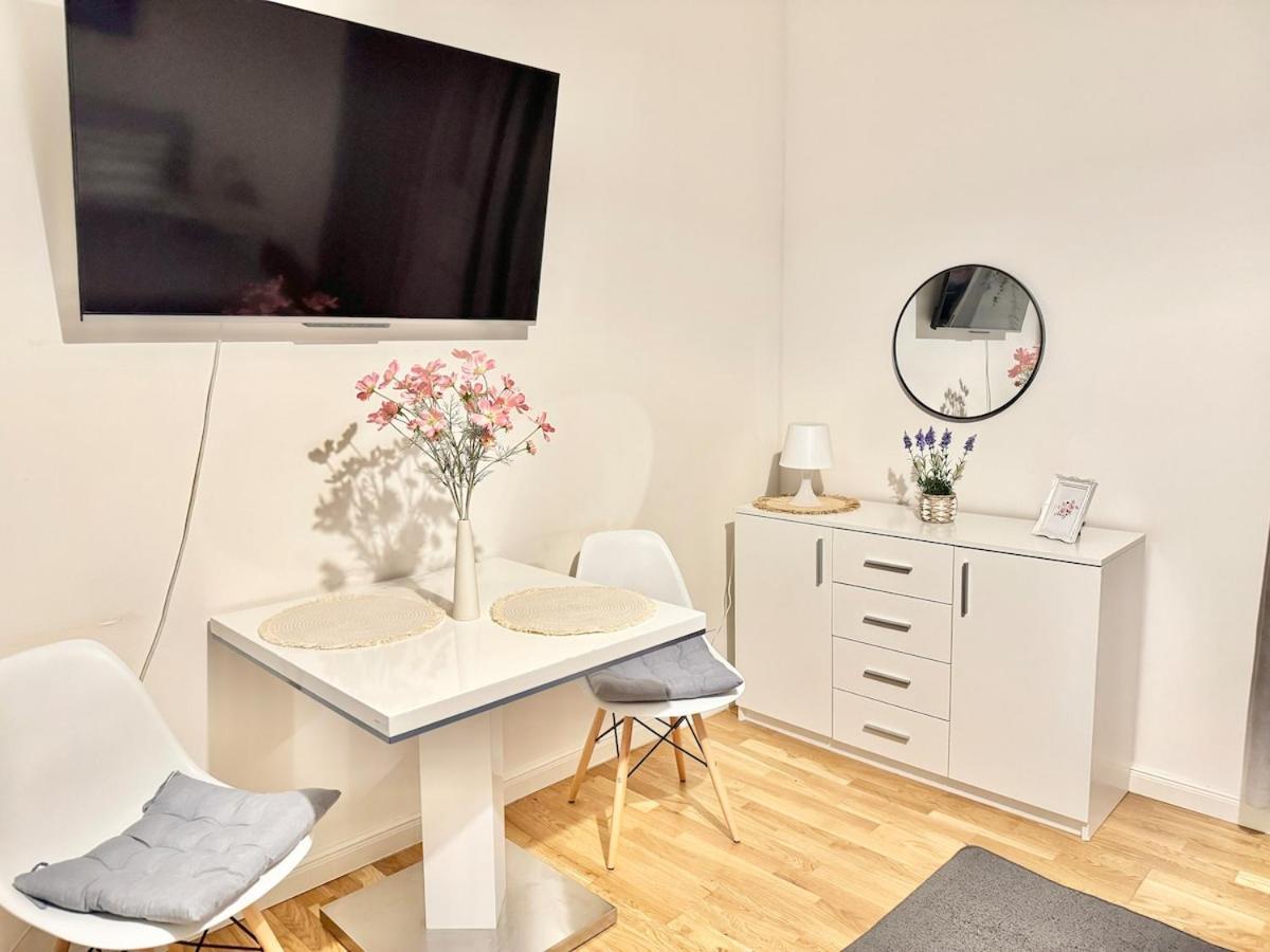 New! Romantic Apartment! In Centre! Florence! Prag